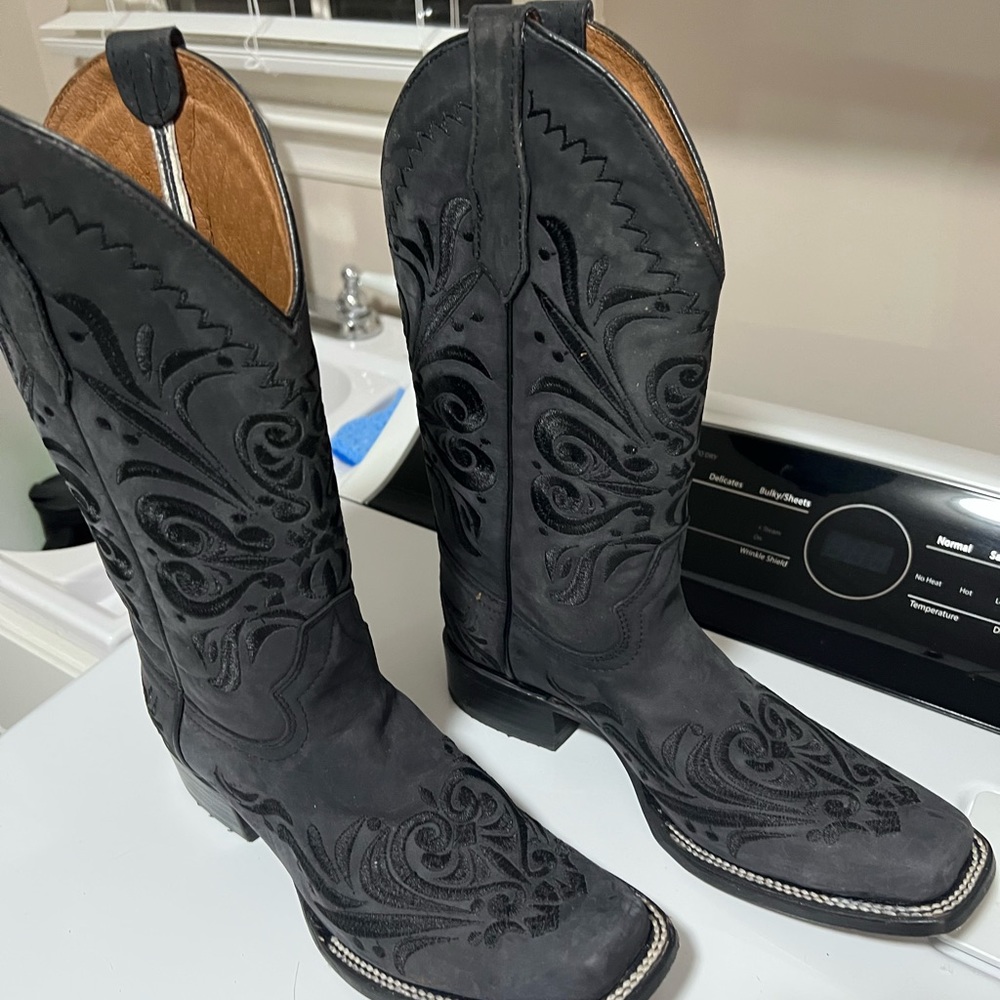 Corral Circle G L5464 boots new no box